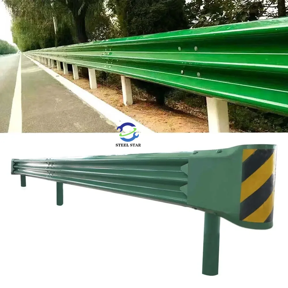 Le profilage à froid est un type de laminage qui consiste à plier en continu de longues bandes de tôle (généralement de l'acier enroulé) dans la section transversale souhaitée. Concevez la forme du moule et le nombre de groupes en fonction de la taille requise. Le taux de retrait de chaque groupe de pliage à froid est différent. Grâce au pliage à froid groupe par groupe, la taille finale souhaitée peut être obtenue. Combiné avec un système de contrôle électronique, un système hydraulique, un système de cisaillement et un encodeur de comptage pour réaliser un fonctionnement automatisé.